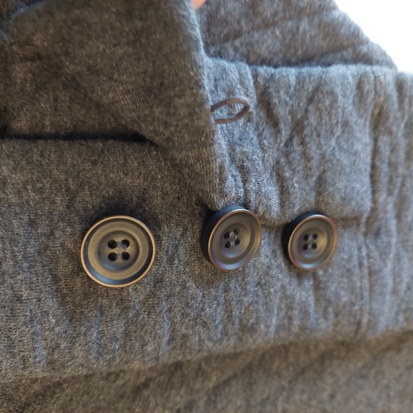 Avalanche Grey Quilted Button Cuff Crewneck Sweatshirt Outdoor Minimalist Size S - Picture 4 of 16